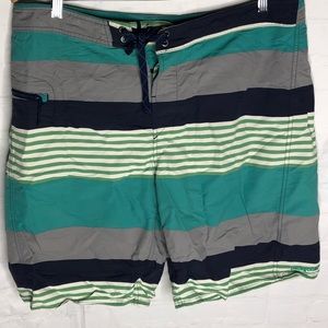 PATAGONIA Mens Wavefarer Board Shorts Swim Trunks Size 36 Striped Non-Lined